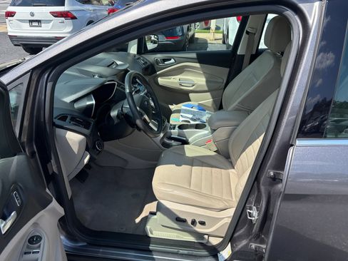 Used 2014 Ford C-MAX SEL w/ Equipment Group 302A FWD image 13