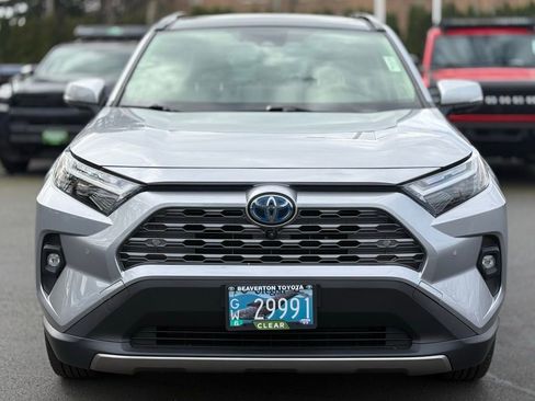 Used 2023 Toyota RAV4 Limited image 8