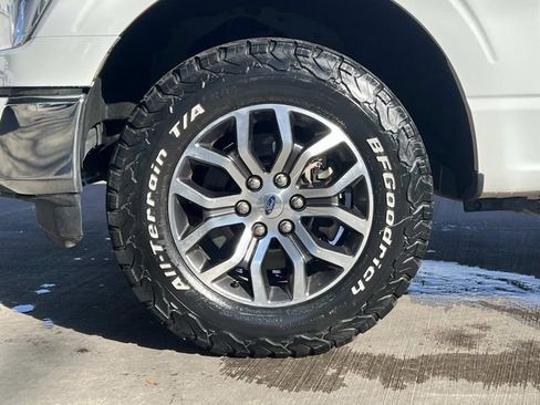 Used 2022 Ford F150 Lariat w/ Trailer Tow Package AWD/4WD image 6