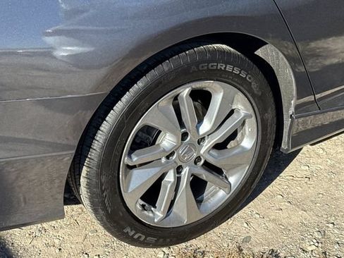 Used 2018 Honda Accord Sport image 3