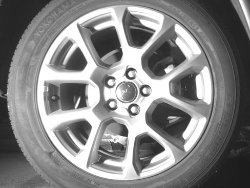 Used 2025 Jeep Compass Limited image 15