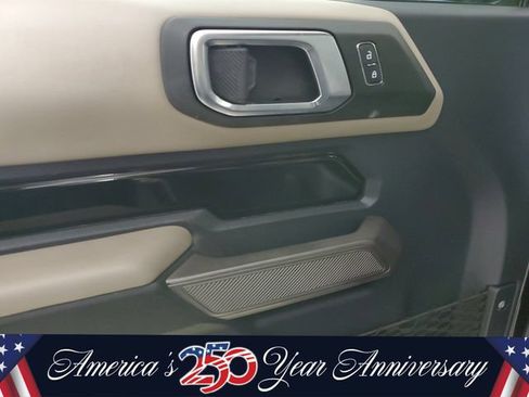 Used 2023 Ford Bronco Wildtrak AWD/4WD image 11