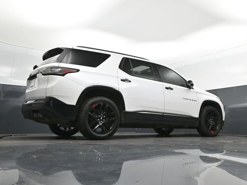 Used 2021 Chevrolet Traverse Premier w/ Redline Edition FWD image 38