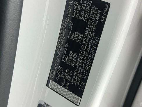 Used 2025 Hyundai Santa Cruz SEL image 35