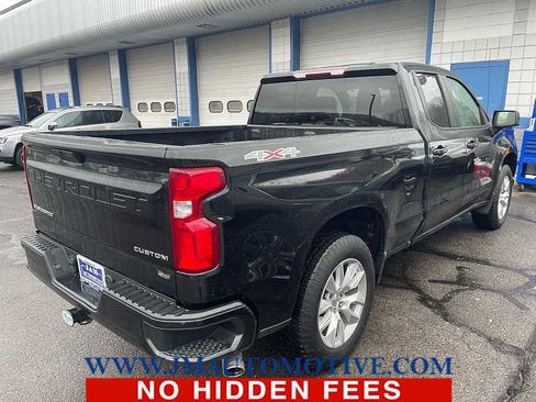 Used 2021 Chevrolet Silverado 1500 Custom image 3
