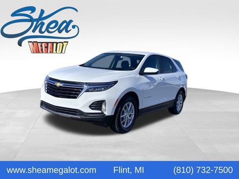 Used 2024 Chevrolet Equinox LT w/ LPO, Floor Liner Package image 1