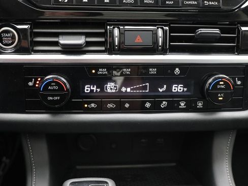 Used 2024 Nissan Pathfinder SL w/ SL Premium Package image 26