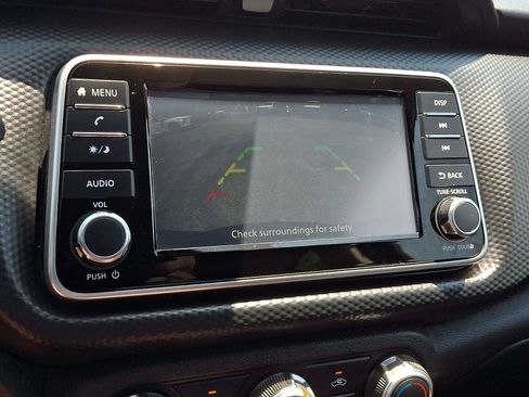 Used 2025 Nissan Kicks Play S FWD image 17