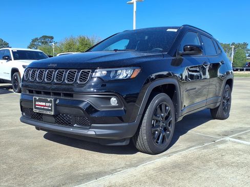 New 2026 Jeep Compass Altitude AWD/4WD image 3