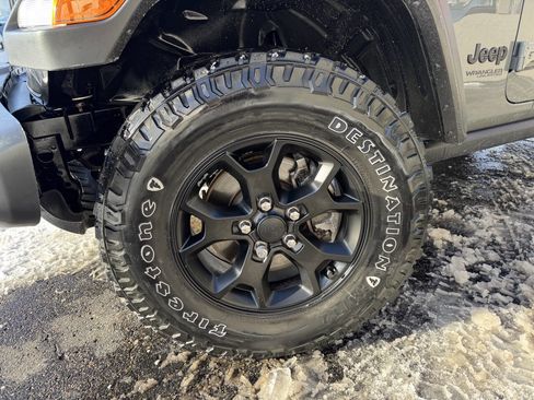 Used 2022 Jeep Wrangler Unlimited Willys image 6