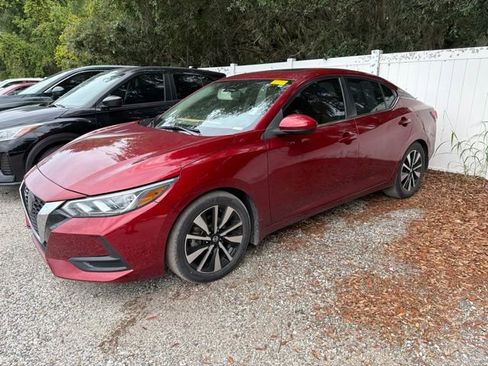 Used 2022 Nissan Sentra SV w/ SV Premium Package FWD image 2