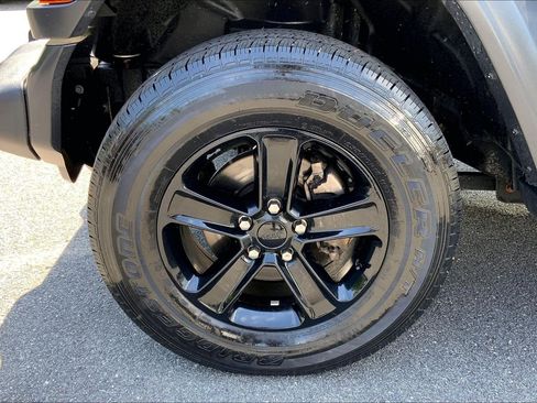 Used 2019 Jeep Wrangler Unlimited Sport AWD/4WD image 11