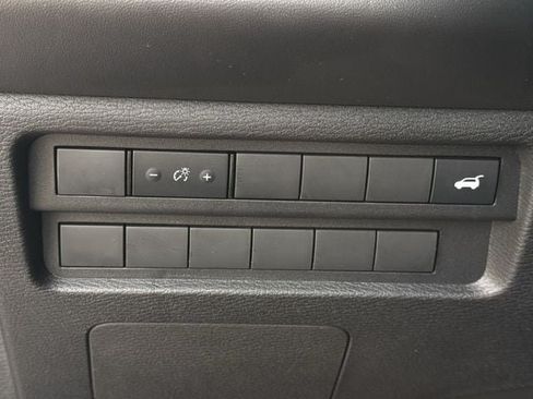 Used 2024 Mitsubishi Outlander SE Black Edition AWD/4WD image 24
