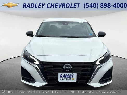 Used 2025 Nissan Altima 2.5 SV FWD image 22
