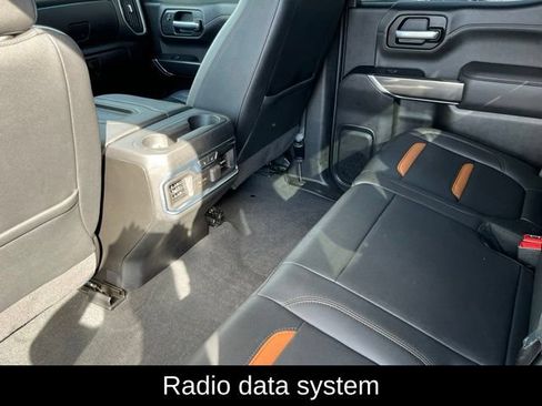 Used 2021 GMC Sierra 1500 AT4 w/ Technology Package AWD/4WD image 18
