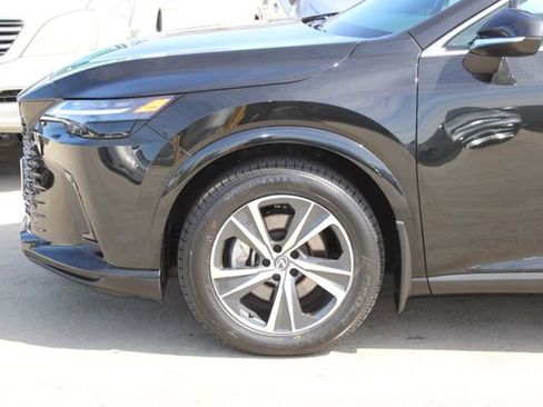 Used 2023 Lexus RX 350h w/ Cold Area Package image 4