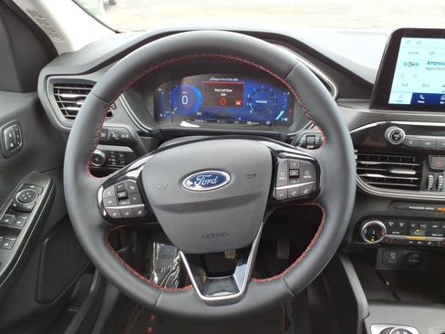 Used 2022 Ford Escape SEL w/ SEL Stealth AWD Package image 23