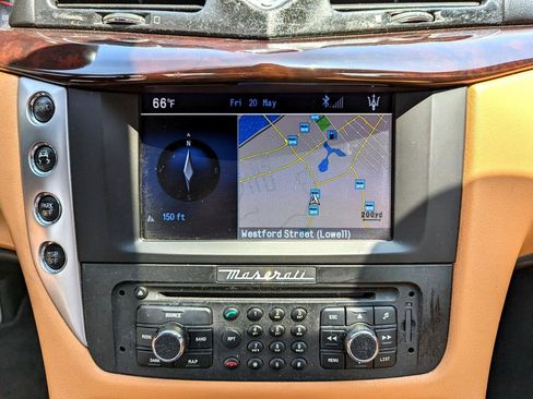 Used 2011 Maserati GranTurismo Convertible RWD image 21
