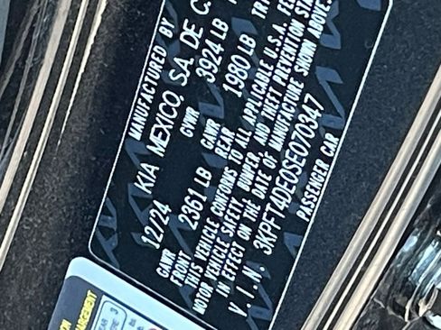 Used 2025 Kia K4 LXS image 30