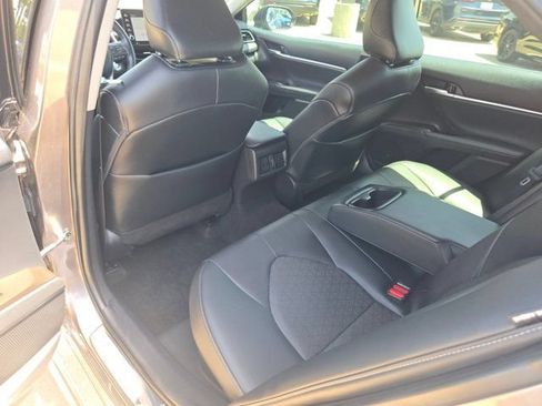 Used 2022 Toyota Camry XSE w/ Cold Weather Package FWD image 11