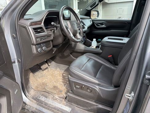 Used 2022 Chevrolet Tahoe Z71 image 3