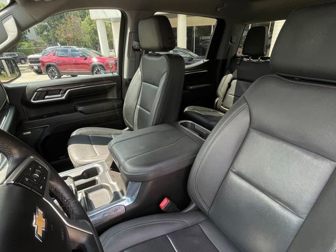 Used 2024 Chevrolet Silverado 1500 LTZ AWD/4WD image 22
