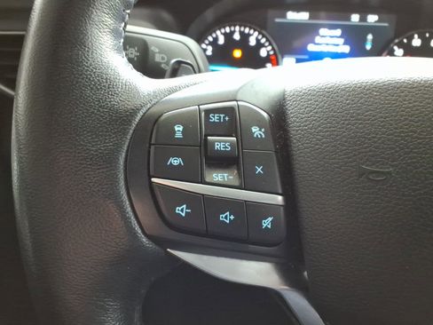 Used 2020 Ford Explorer Limited image 17