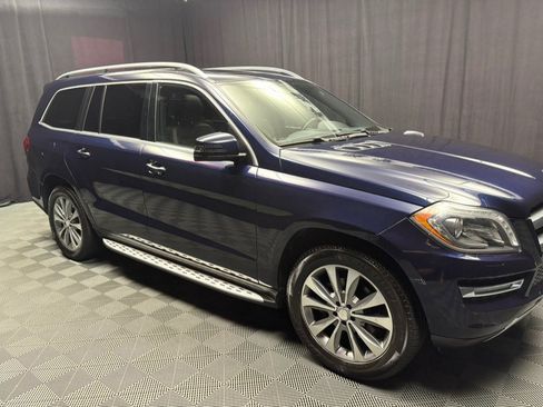 Used 2015 Mercedes-Benz GL 450 4MATIC w/ Premium Package w/ Lighting Package image 15