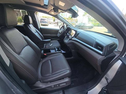 Used 2023 Honda Odyssey EX-L image 15