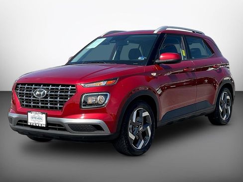 Certified 2023 Hyundai Venue SEL FWD image 3