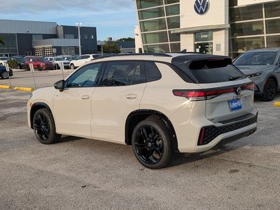 New 2026 Volkswagen Tiguan SE R-Line