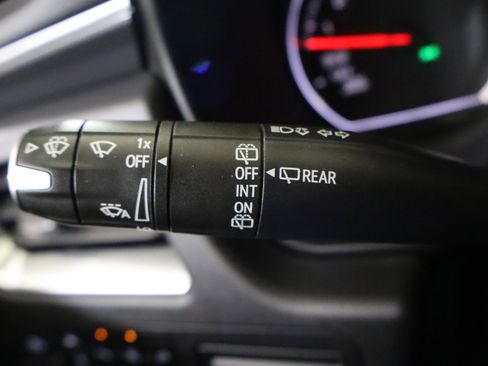 Used 2021 Chevrolet Tahoe RST w/ Luxury Package image 28