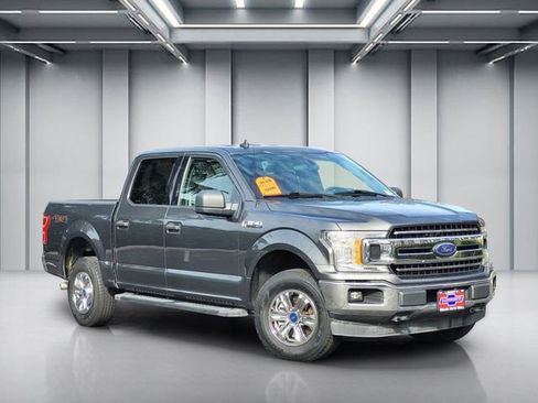 Used 2020 Ford F150 XLT image 1