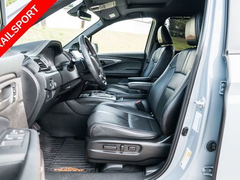 Used 2022 Honda Pilot TrailSport image 25