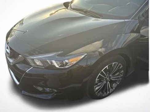 Used 2016 Nissan Maxima Platinum FWD image 3