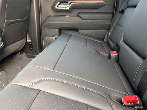 New 2026 GMC Sierra 2500 Denali image 13