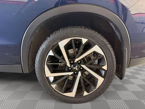 Used 2022 Mitsubishi Outlander SE AWD/4WD image 28