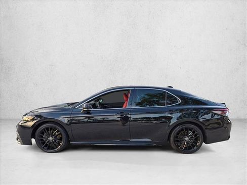 Used 2021 Toyota Camry XSE FWD image 8