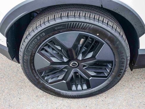 New 2026 Volvo EX30 Cross Country Ultra w/ Protection Package Premier image 13