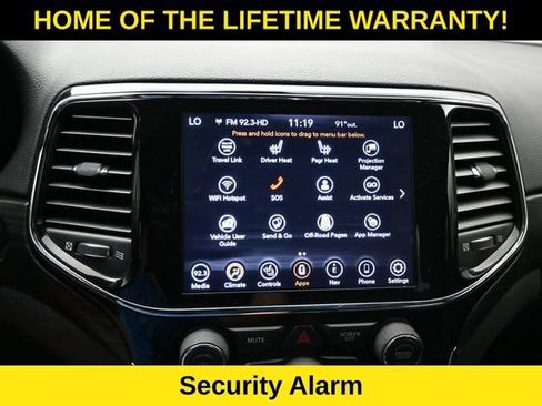 Used 2020 Jeep Grand Cherokee Altitude AWD/4WD image 31