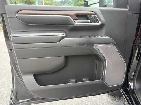 Used 2024 Chevrolet Silverado 2500 High Country w/ LPO, Dark Essentials Package AWD/4WD image 23