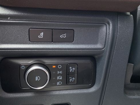Used 2024 Ford Expedition Max Limited AWD/4WD image 35