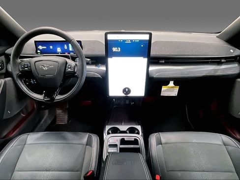 Used 2025 Ford Mustang Mach-E GT image 9