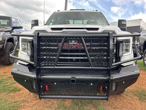 Used 2023 GMC Sierra 2500 AT4 w/ AT4 Premium Plus Package AWD/4WD image 10