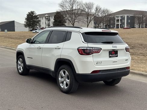 Used 2020 Jeep Compass Latitude w/ Cold Weather Group image 7