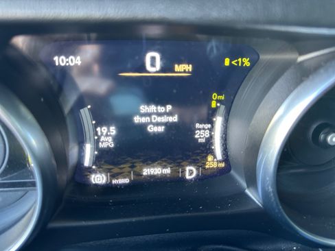 Used 2023 Jeep Wrangler Unlimited Sahara w/ Cold Weather Group AWD/4WD image 19
