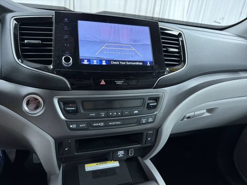 Used 2023 Honda Ridgeline RTL-E image 21