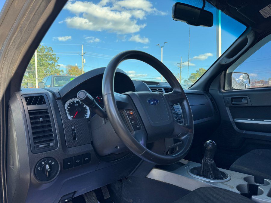 Used 2010 Ford Escape XLT FWD image 14