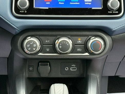 New 2025 Nissan Versa SV w/ Trunk Package image 23