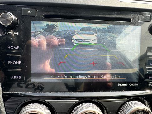 Used 2018 Subaru Forester 2.5i Premium w/ All-Weather Package image 15